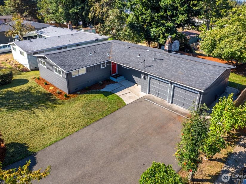 30025 14th Avenue S, Federal Way WA 98003