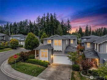 2412 NE Boulderstone Court