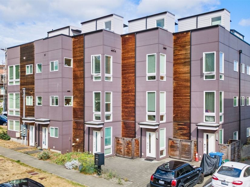 5110 24th Avenue NE, Seattle WA 98105