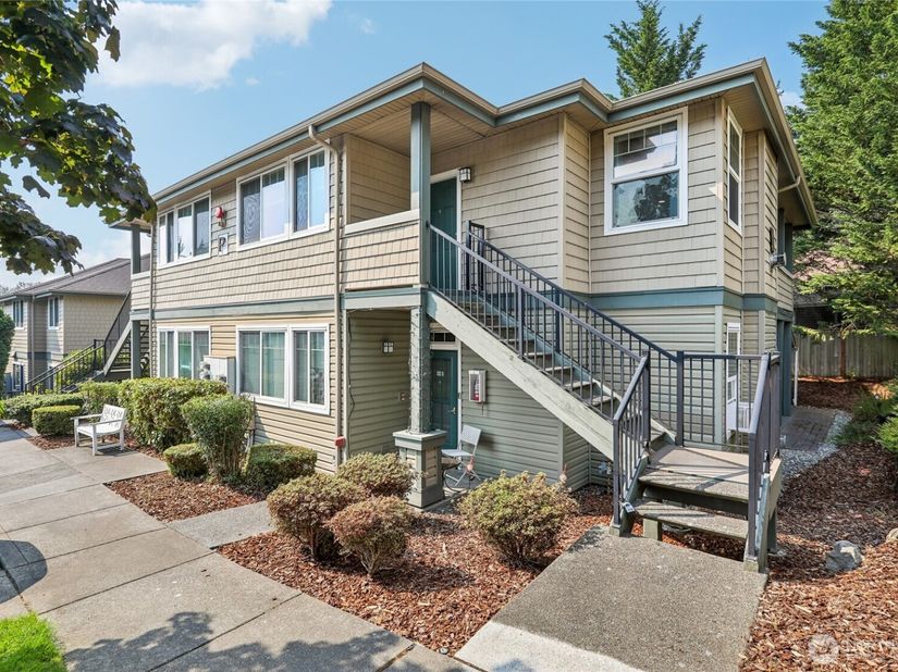 1500 S 18th Street P202, Renton WA 98055