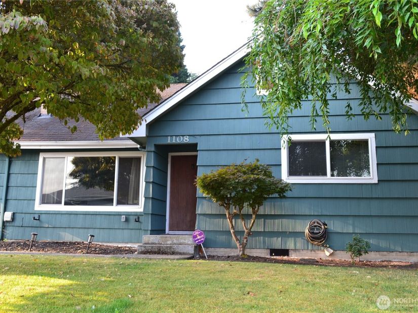 1108 10th Street NE, Auburn WA 98002