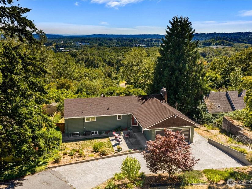 7841 S 135th Street, Seattle WA 98178