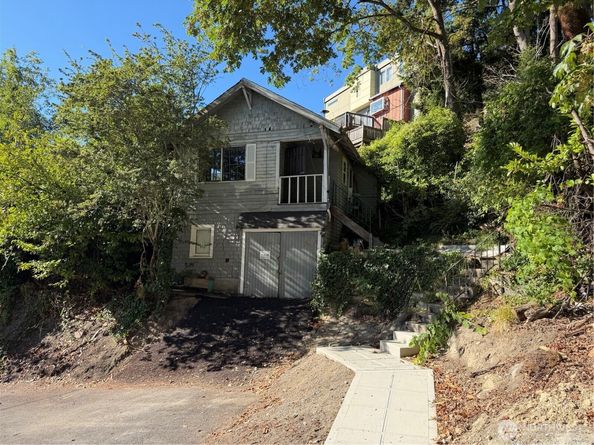 2814 S Grand St, Seattle WA 98144