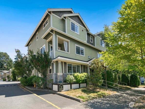 15503 18th Avenue W 2A, Lynnwood WA 98087