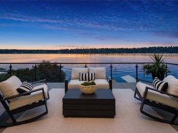13031 Holmes Point Drive NE