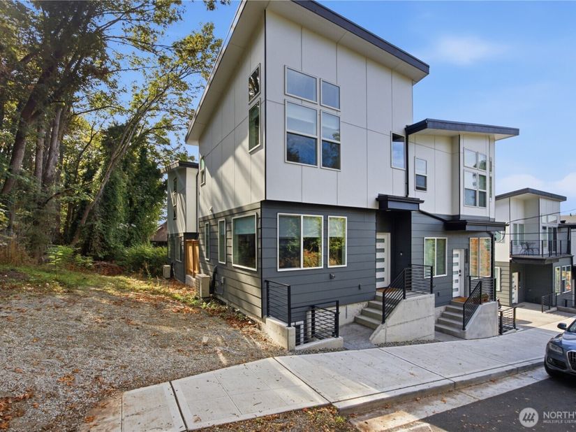 2809 Grand Street 4, Seattle WA 98144