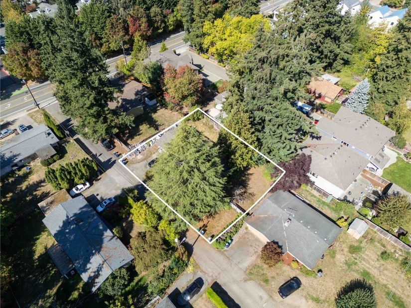 12420 NE 87th Street, Kirkland WA 98033