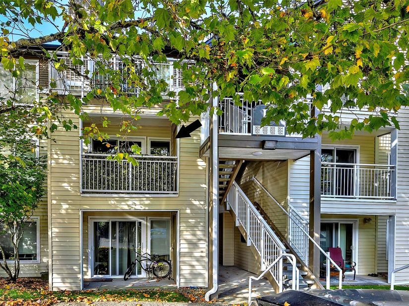 12409 Harbour Pointe Boulevard U201, Mukilteo WA 98275