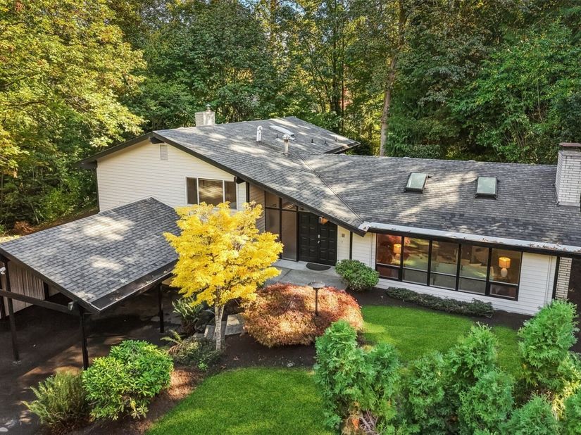 14469 NE 12th Place, Bellevue WA 98007