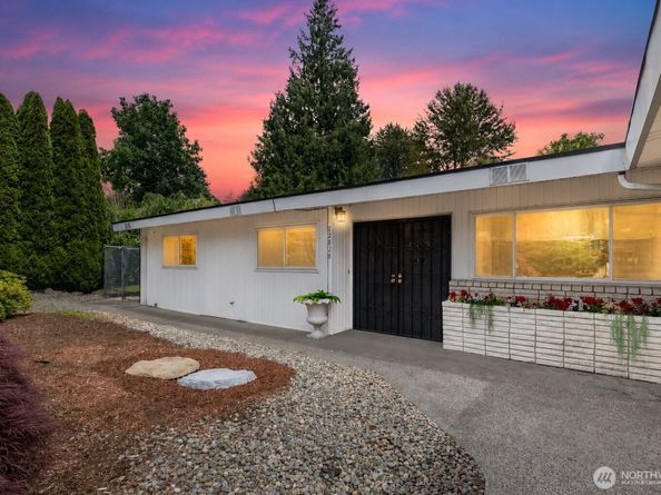 12828 78th Avenue S, Seattle WA 98178