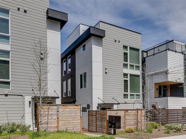 130 W Florentia Street A, Seattle WA 98119