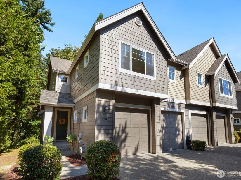 3900 NE 4th Circle, Renton WA 98056