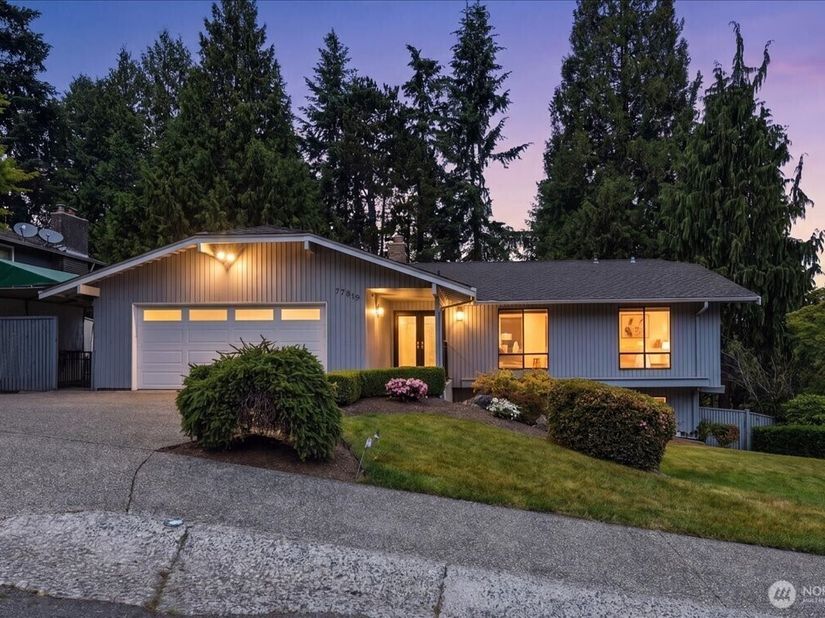 17816 NE 12th Street, Bellevue WA 98008