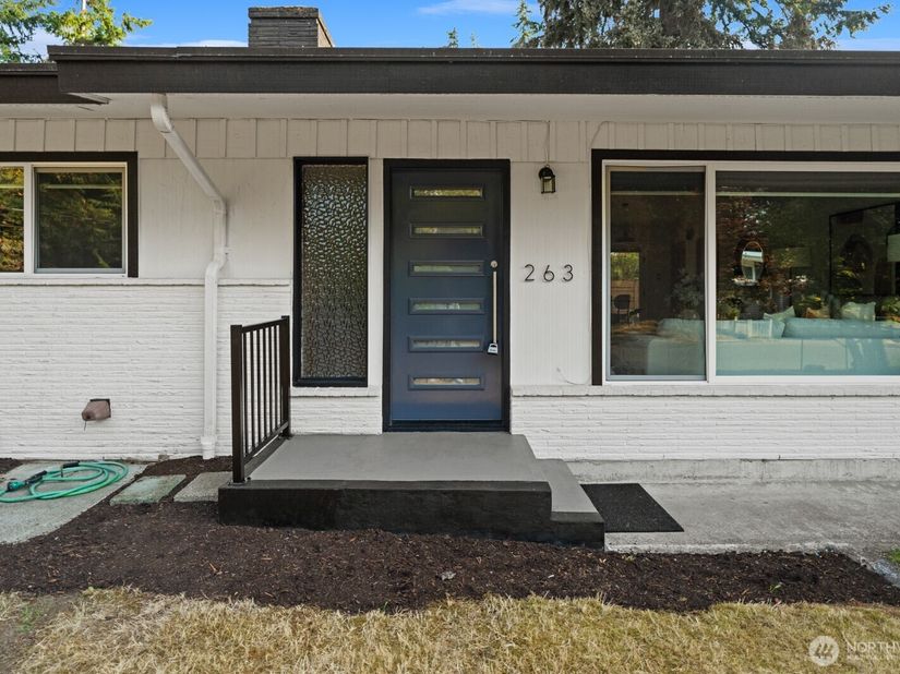 263 N 171st Street, Shoreline WA 98133