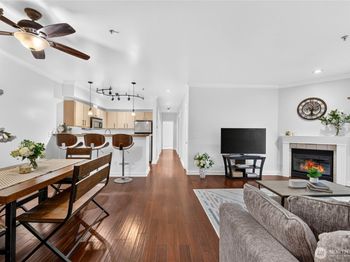 10709 Valley View Road