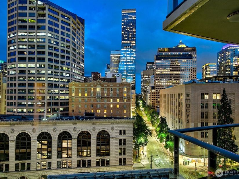 1920 4th Avenue 908, Seattle WA 98101