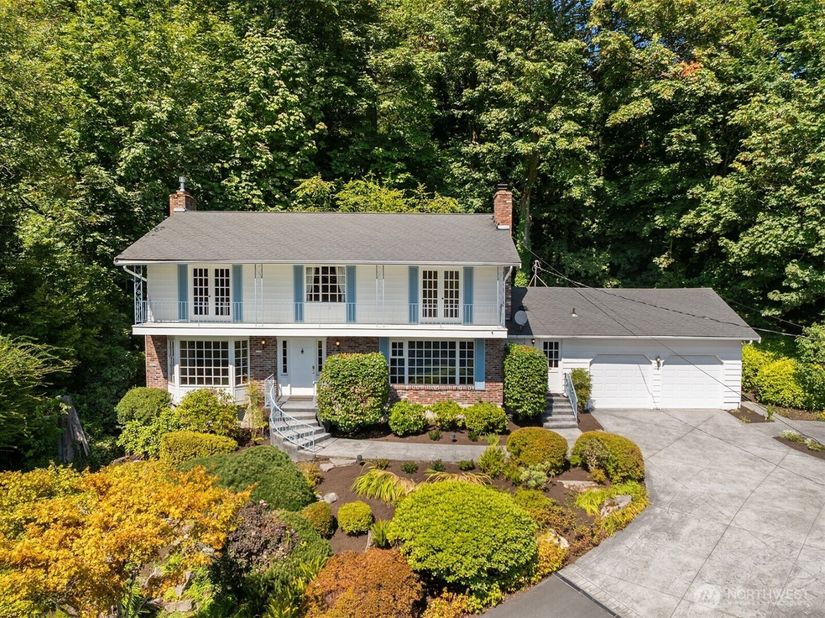 7921 E Mercer Way, Mercer Island WA 98040