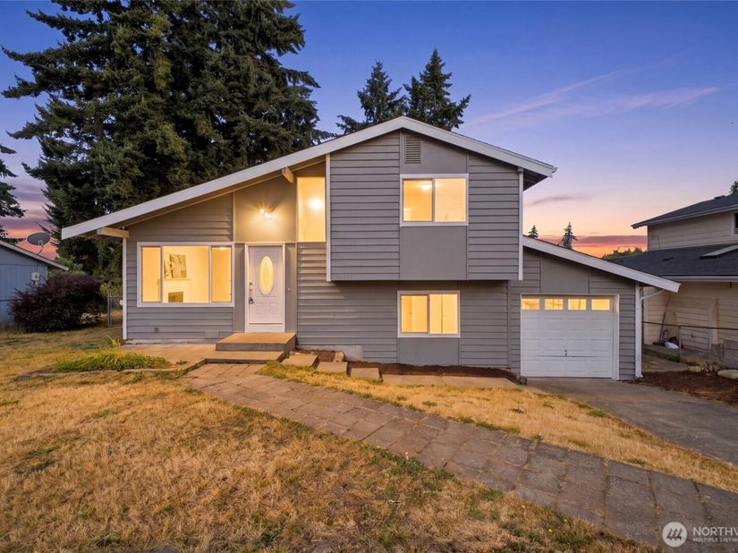29821 47th Place S, Auburn WA 98001
