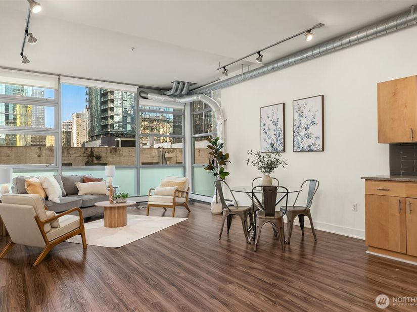 2015 Terry Avenue 416, Seattle WA 98121