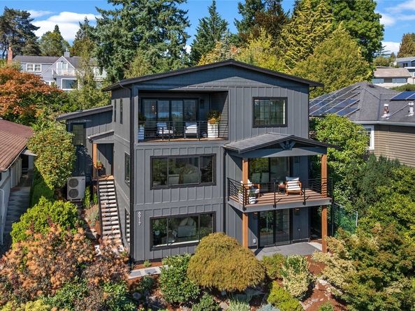 6917 57th Avenue NE, Seattle WA 98115