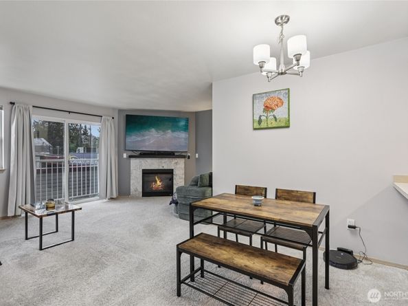 11532 15th Avenue NE 202, Seattle WA 98125