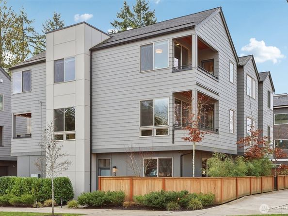 229 NE 185th Street, Shoreline WA 98155