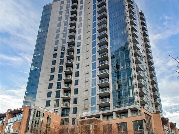 10650 NE 9th Place 821, Bellevue WA 98004