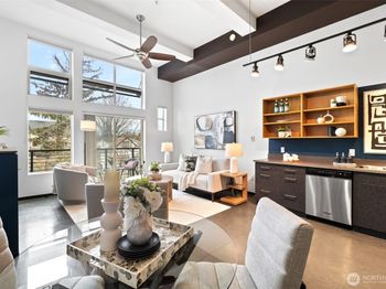 4422 Bagley Avenue N