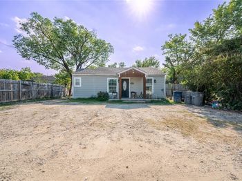 2519  Chalk Hill Road 