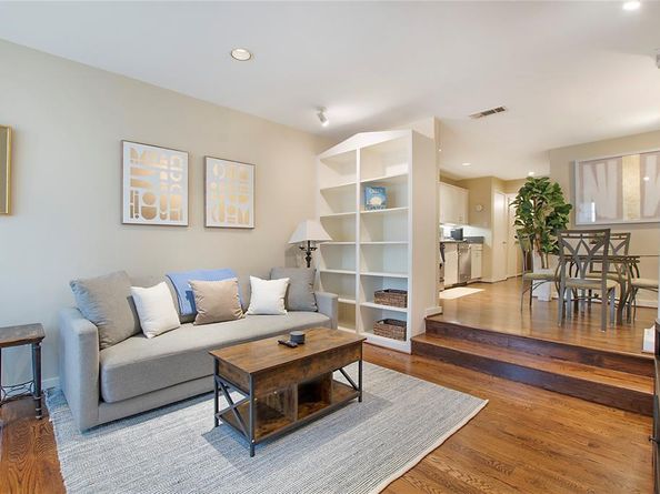 4241  Buena Vista Street  14, Dallas Texas 75205