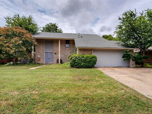 1801  Plantation Road , Garland Texas 75044