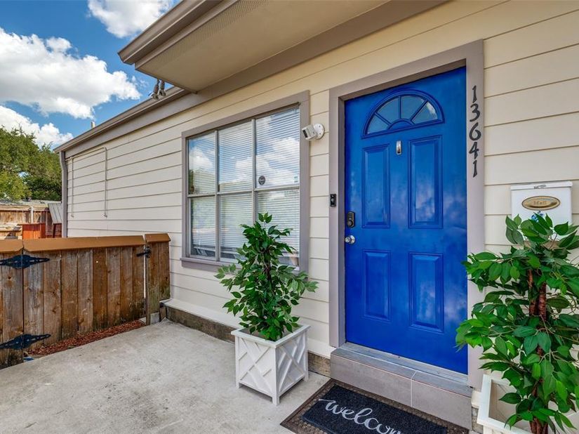 13641  Weald Green Street , Dallas Texas 75240