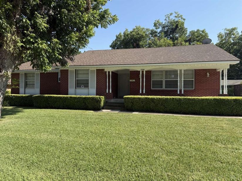 1706 E 15th Street , Plano Texas 75074