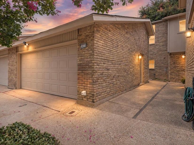 3022  East Park Drive , Garland Texas 75044