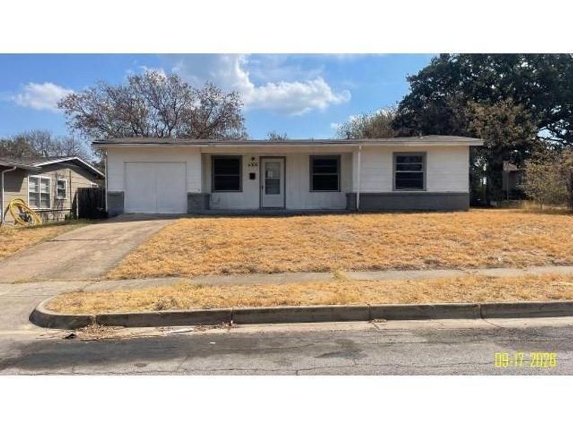 4305  Carmel Avenue , Fort Worth Texas 76119