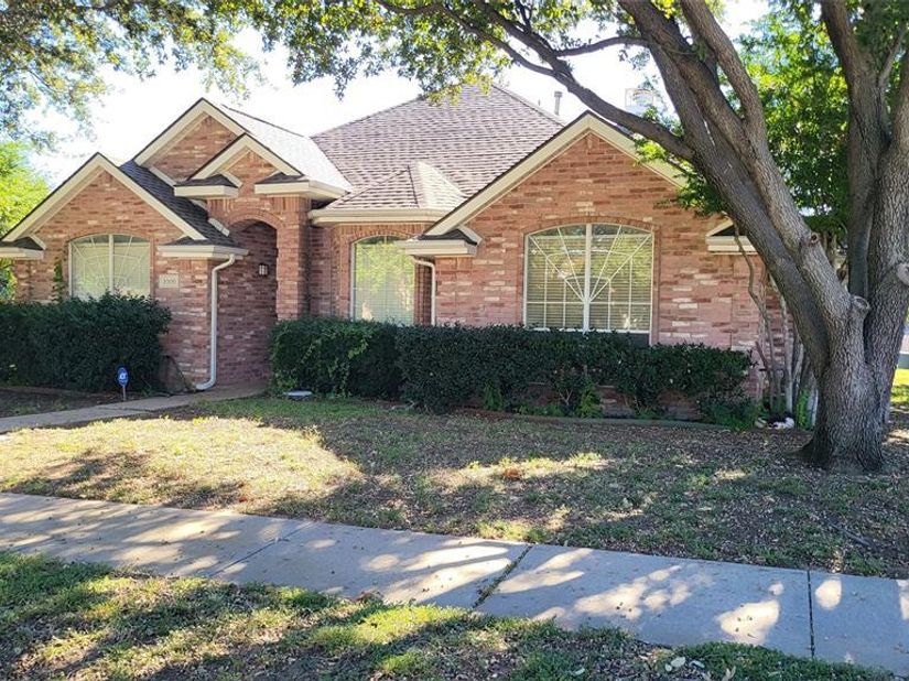 1000  Dartmouth Drive , Lewisville Texas 75067