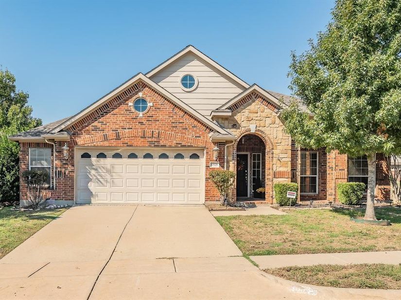 10525  Melrose Lane , Fort Worth Texas 76244
