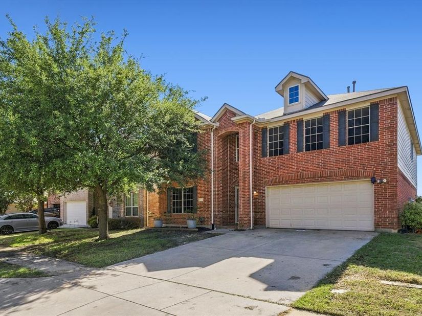 8745  Golden Sunset Trail , Fort Worth Texas 76244