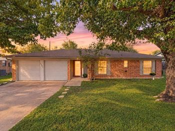 1121  Timbercreek Road 