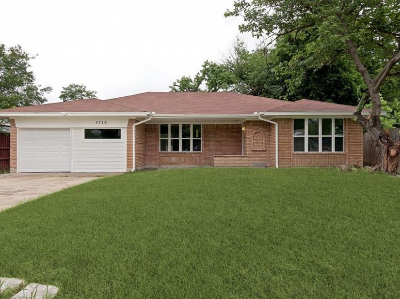 5718  Trio Lane , Dallas Texas 75241