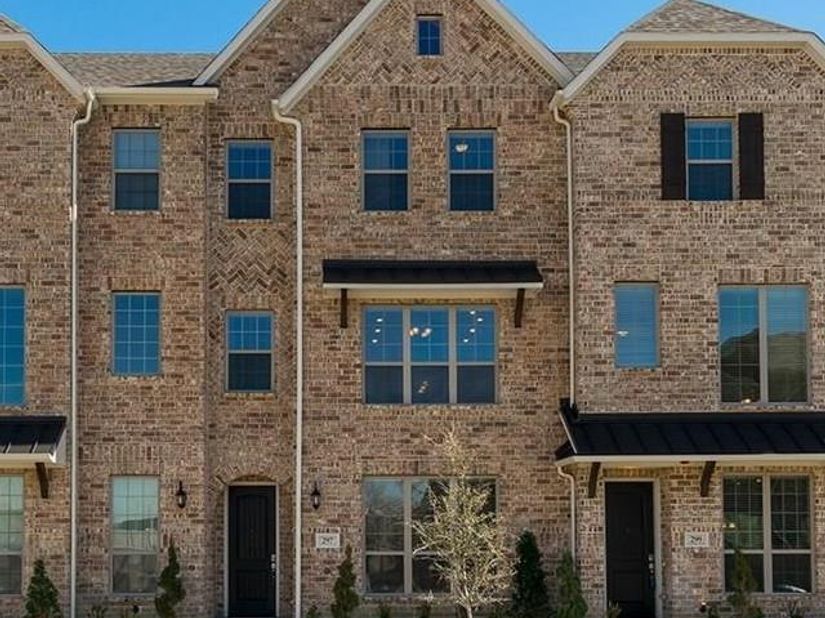 297  Scotia Street , Lewisville Texas 75056