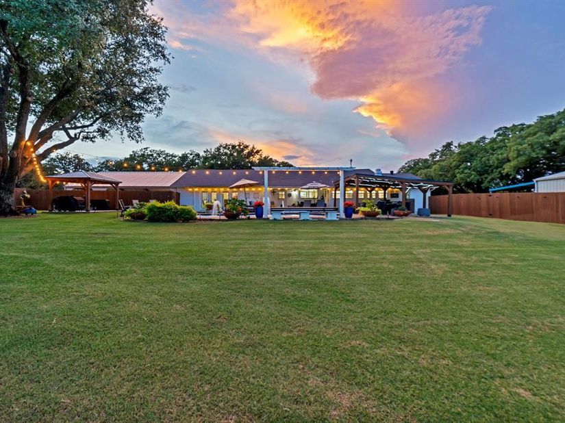 6155  Stephenson Levy Road , Fort Worth Texas 76140