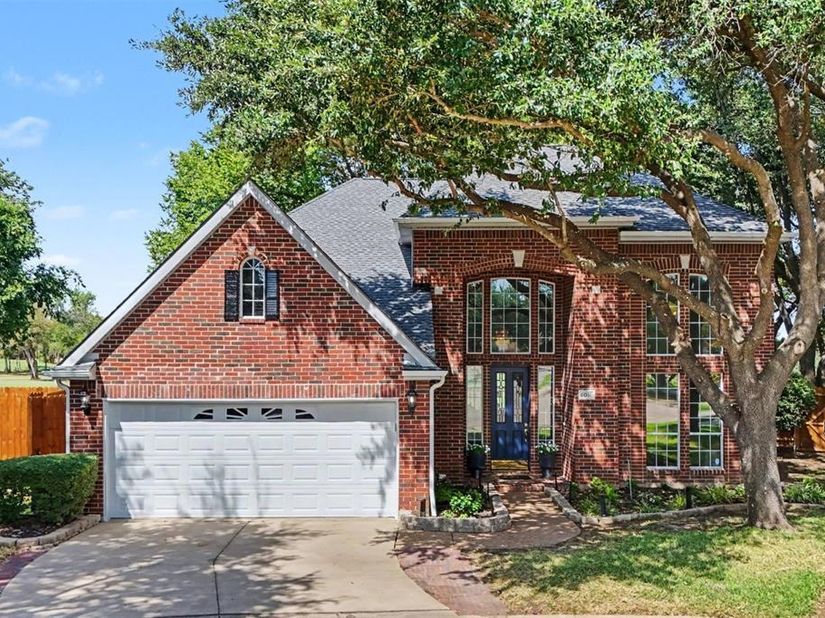 6010  Silverado Circle , Garland Texas 75044