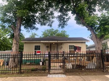 3321  Brantley Street 