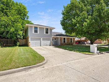 1233  Nicole Way 