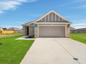2428  Southern Magnolia Drive 