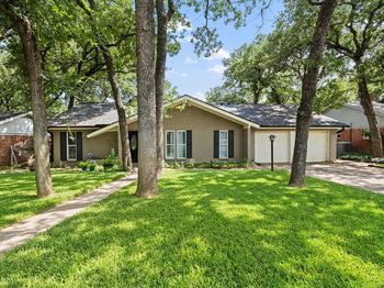 1217 W Redbud Drive 