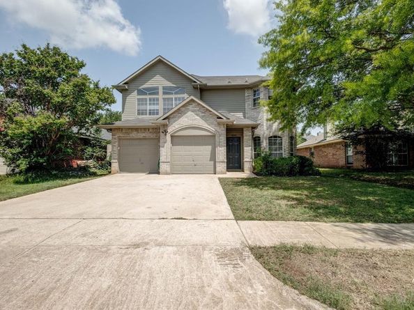 9049  Elbe Trail , Fort Worth Texas 76118