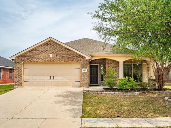 1609  Desperado Road , Fort Worth Texas 76131
