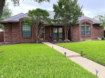 2013  Oakbluff Drive 